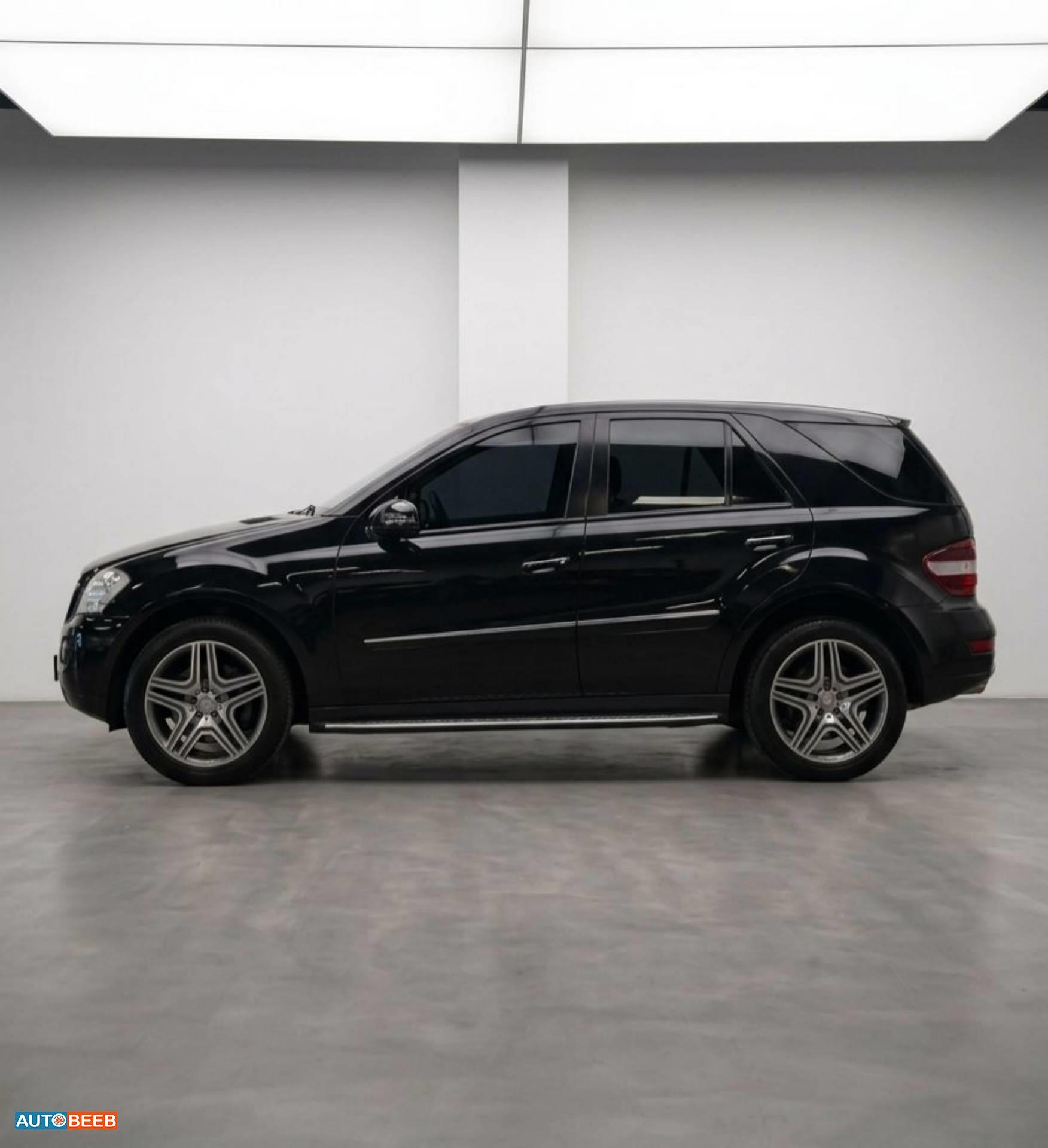 Mercedes Benz ML500 2005