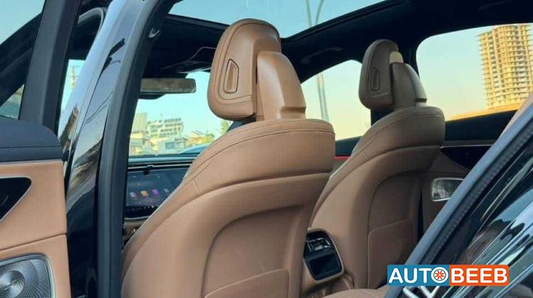 Mercedes Benz E300 2026