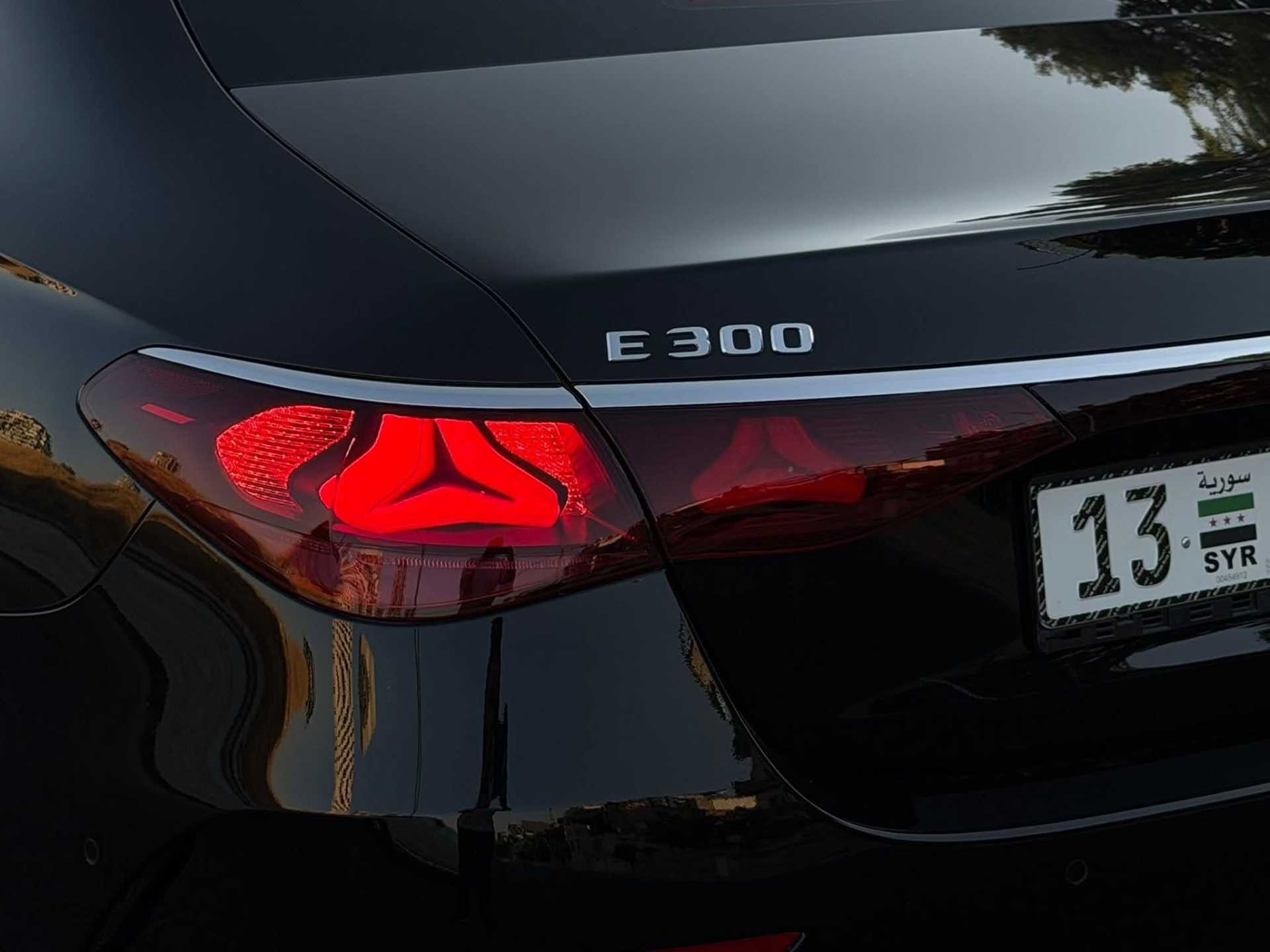 Mercedes Benz E300 2026