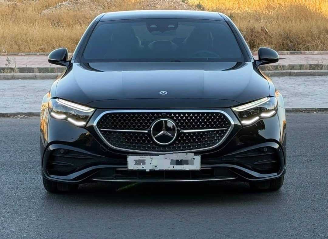 Mercedes Benz E300 2026