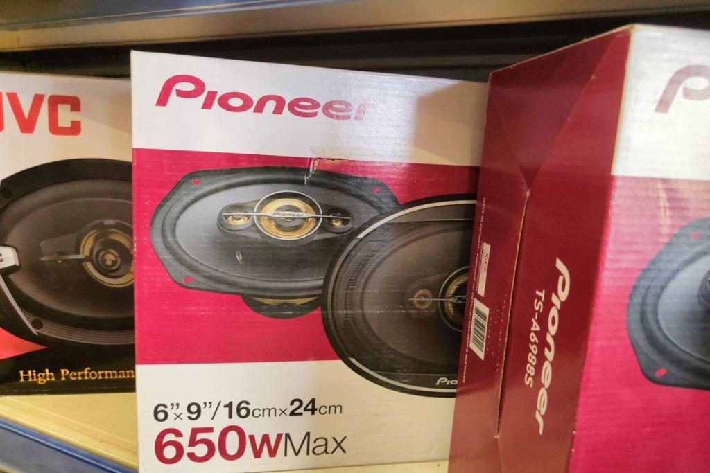 سماعات بايونير 650w