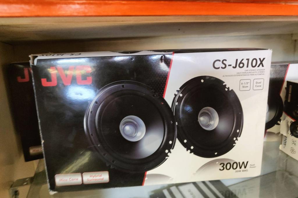 سماعات JVC 300w