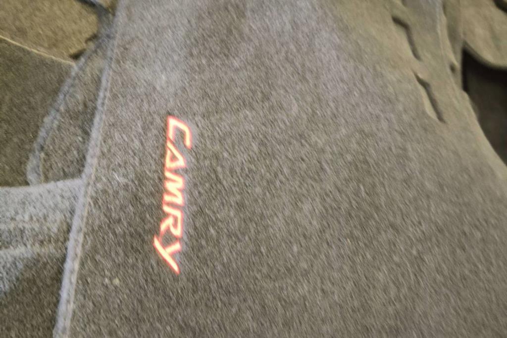 فرش تابلوه مكيت تويوتا كامري 