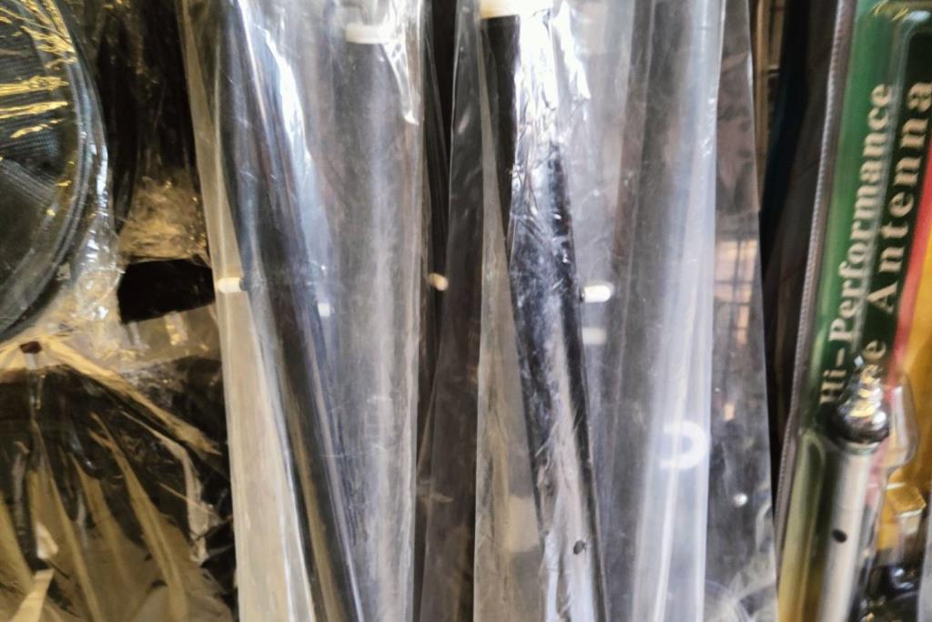  Glass curtain  