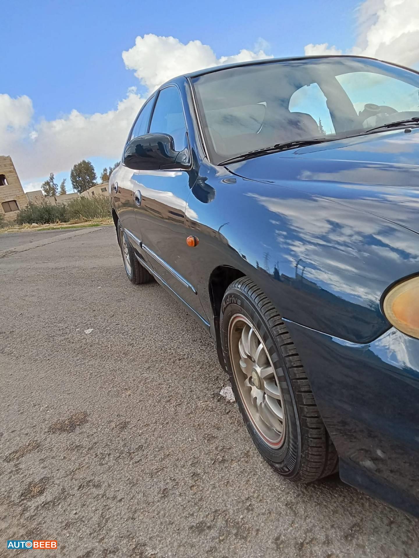Hyundai Avante 1999