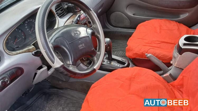 Hyundai Avante 1999