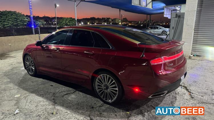 Lincoln MKZ 2014