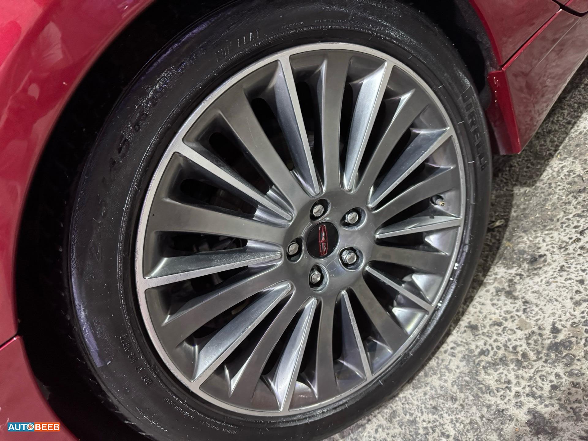 Lincoln MKZ 2014