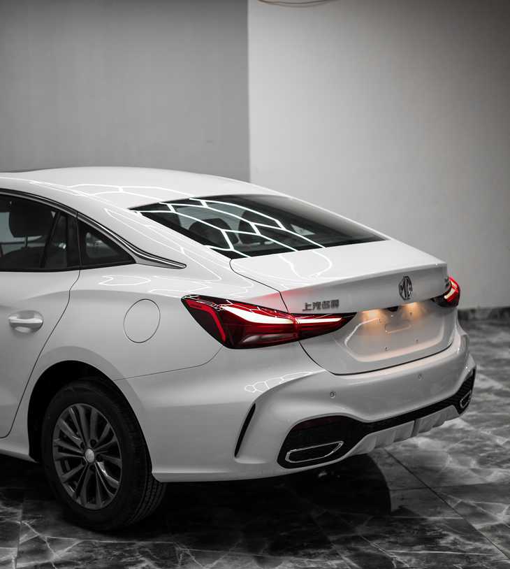 ام جي MG5 2025