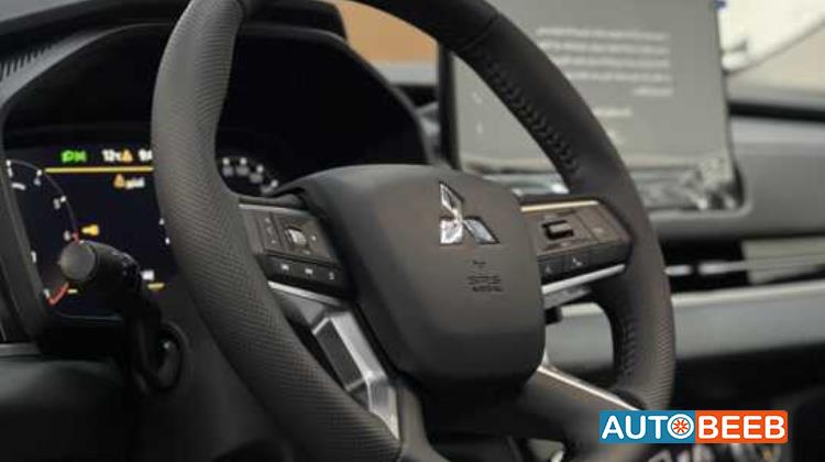 Mitsubishi Outlander 2025