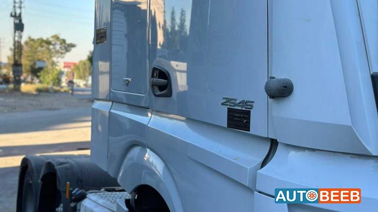 Tractor Unit Mercedes Benz 2017