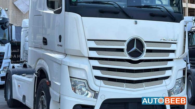 Tractor Unit Mercedes Benz 2020