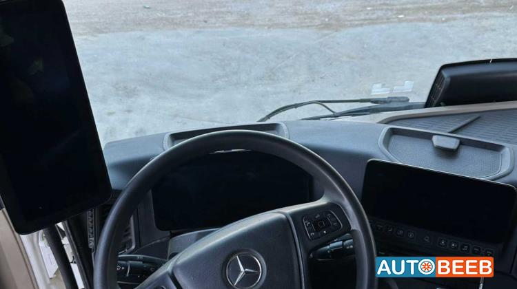 Tractor Unit Mercedes Benz 2020
