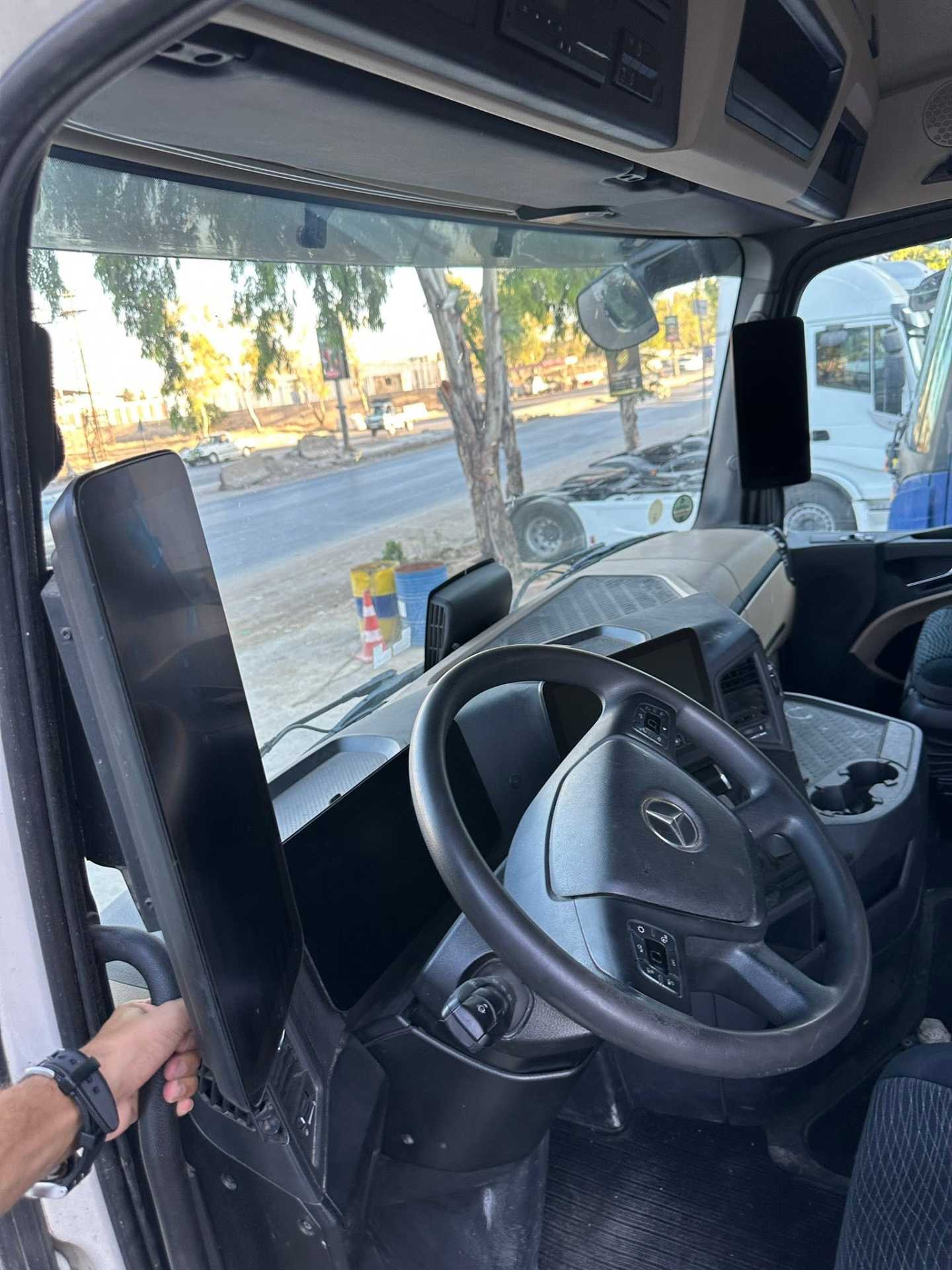 Tractor Unit Mercedes Benz 2020