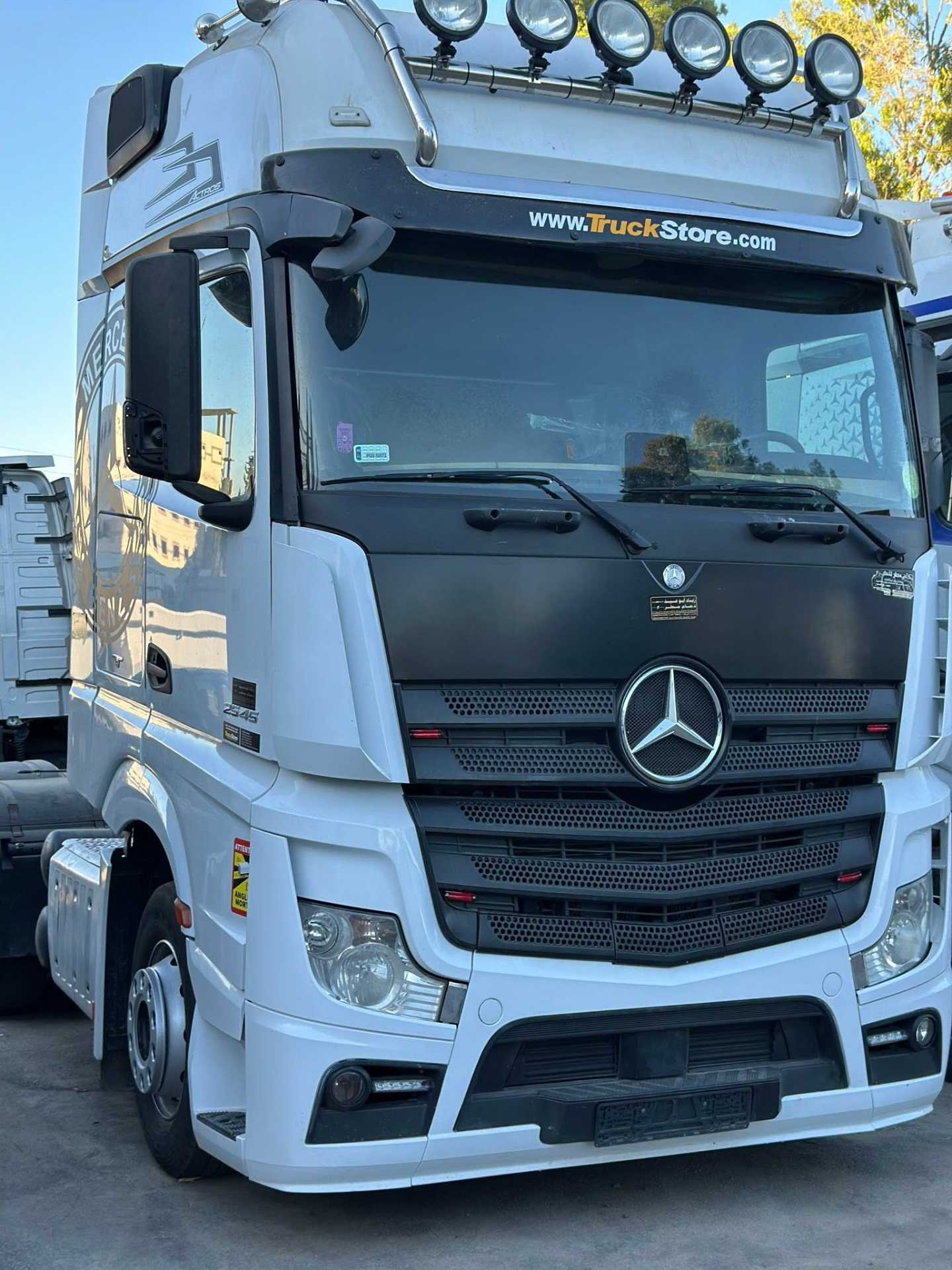 Tractor Unit Mercedes Benz 2017