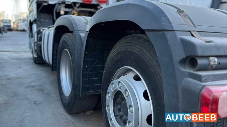 Tractor Unit Mercedes Benz 2017