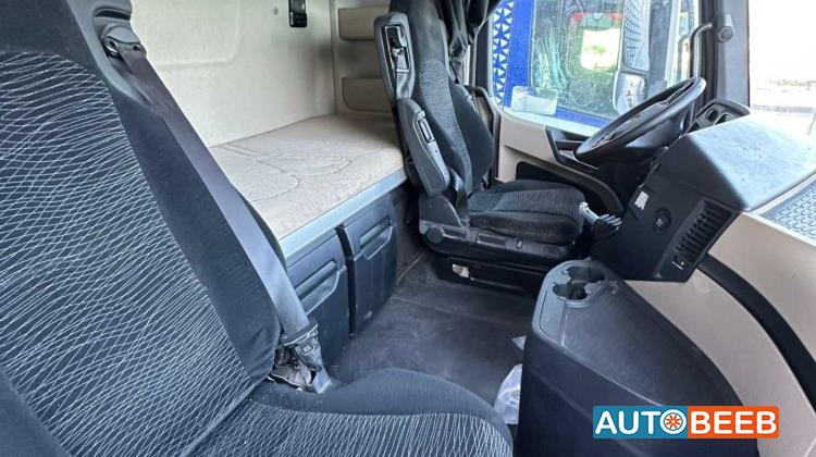 Tractor Unit Mercedes Benz 2017