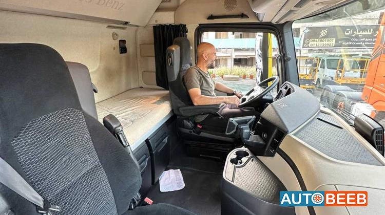 Tractor Unit Mercedes Benz 2017