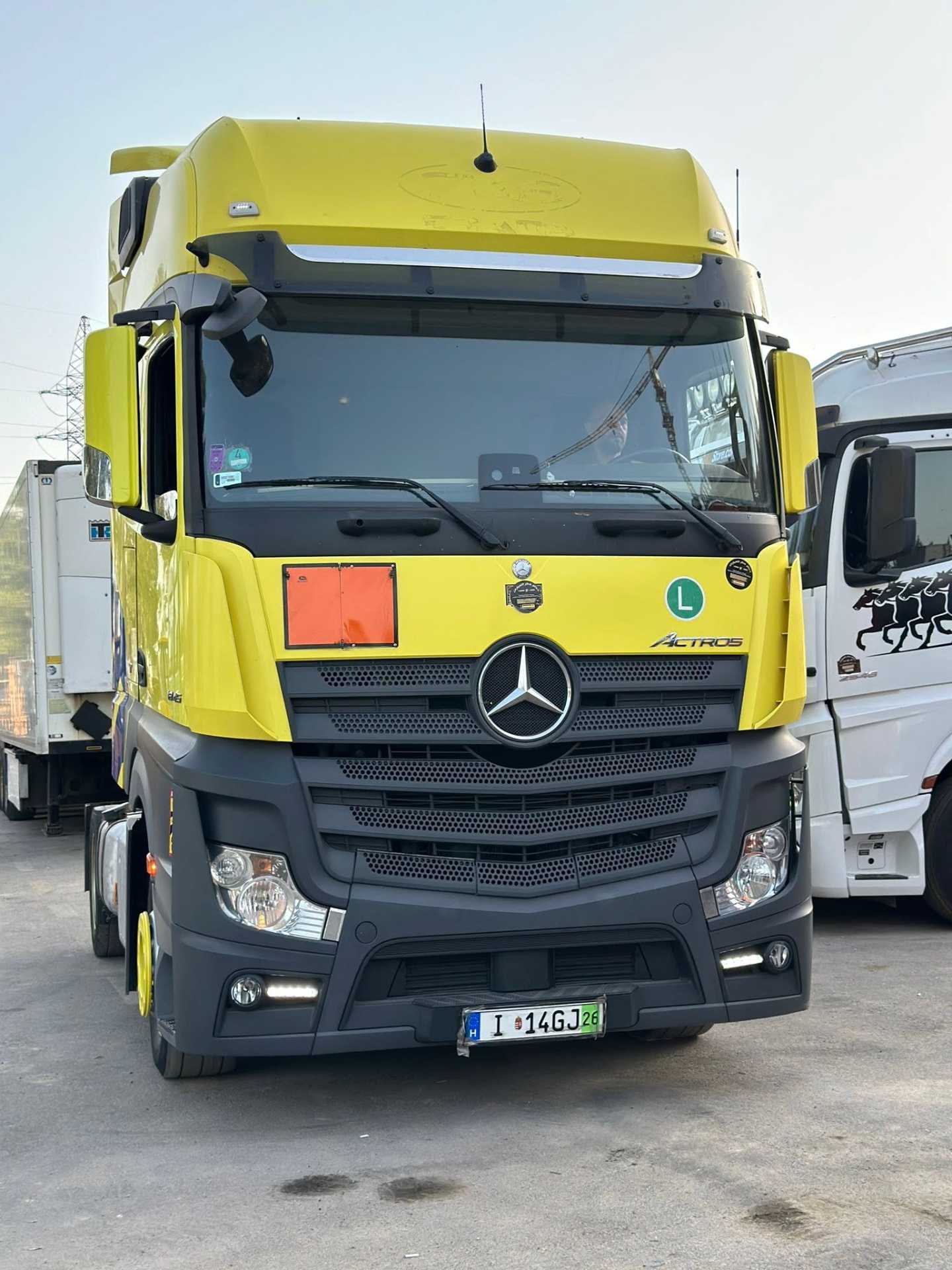 Tractor Unit Mercedes Benz 2017