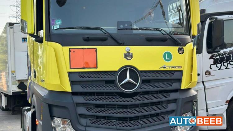Tractor Unit Mercedes Benz 2017