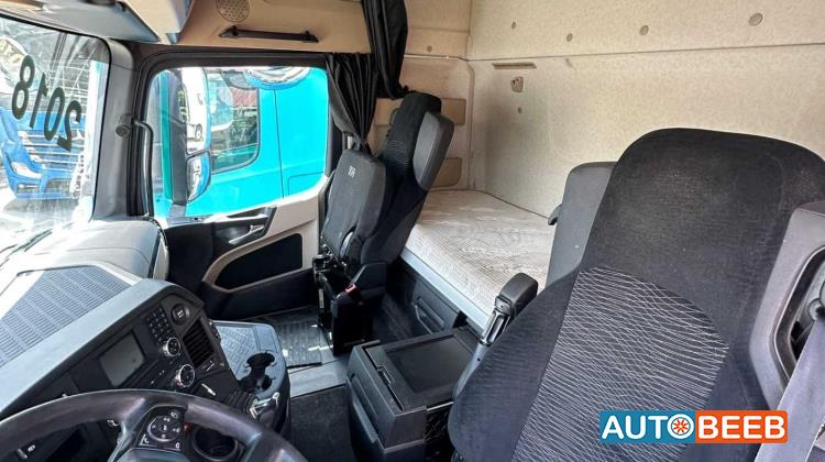 Tractor Unit Mercedes Benz 2018
