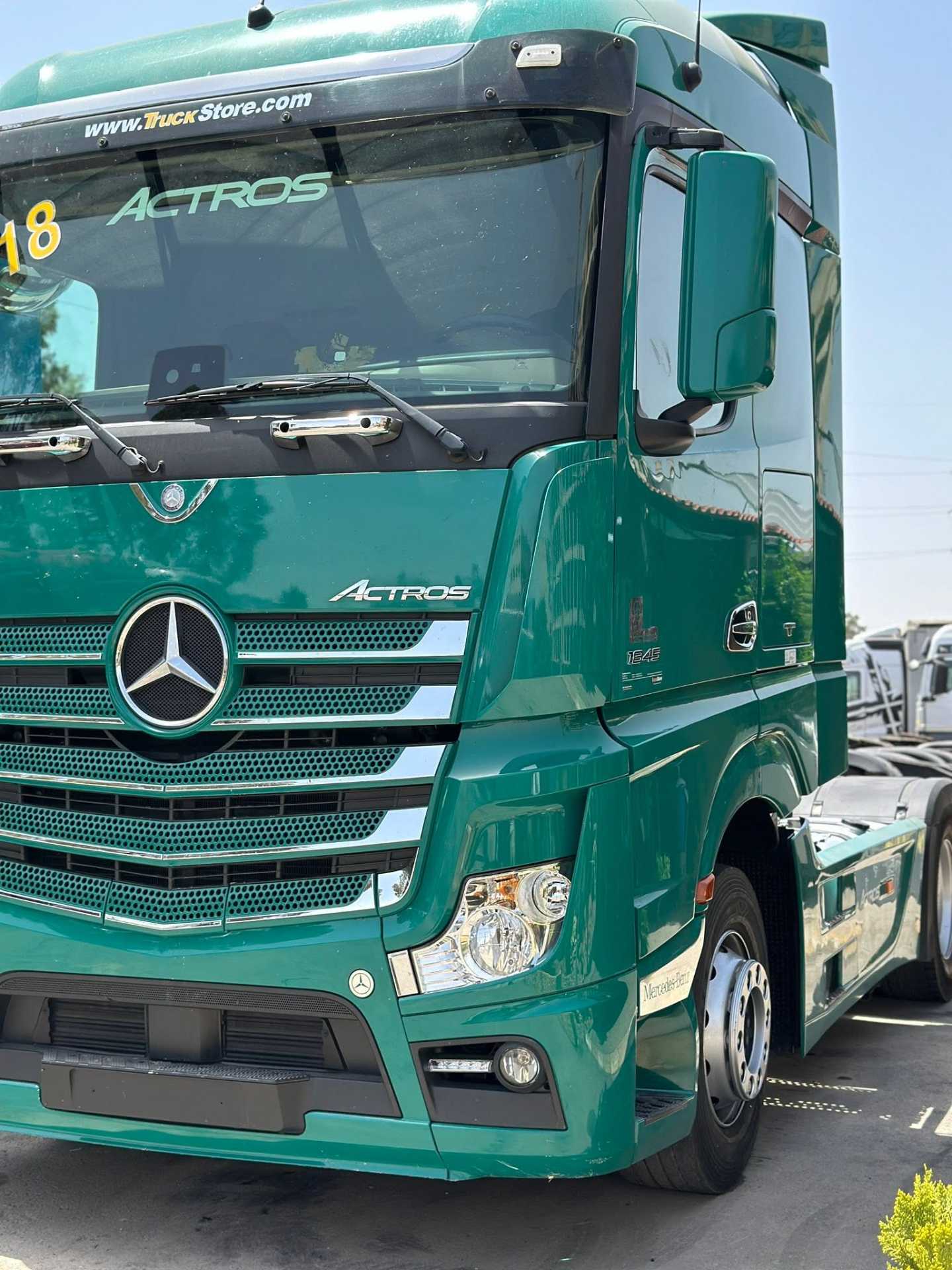 Tractor Unit Mercedes Benz 2018