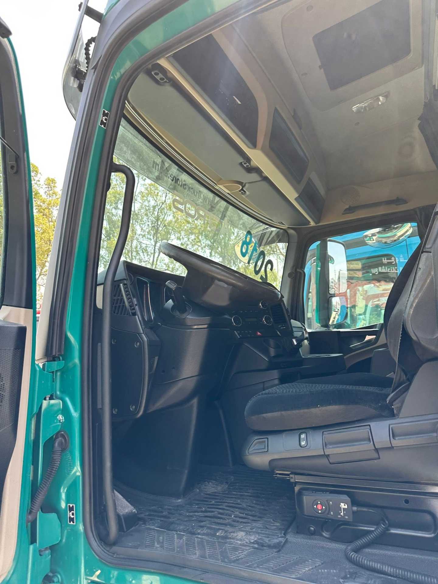 Tractor Unit Mercedes Benz 2018