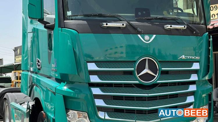 Tractor Unit Mercedes Benz 2018