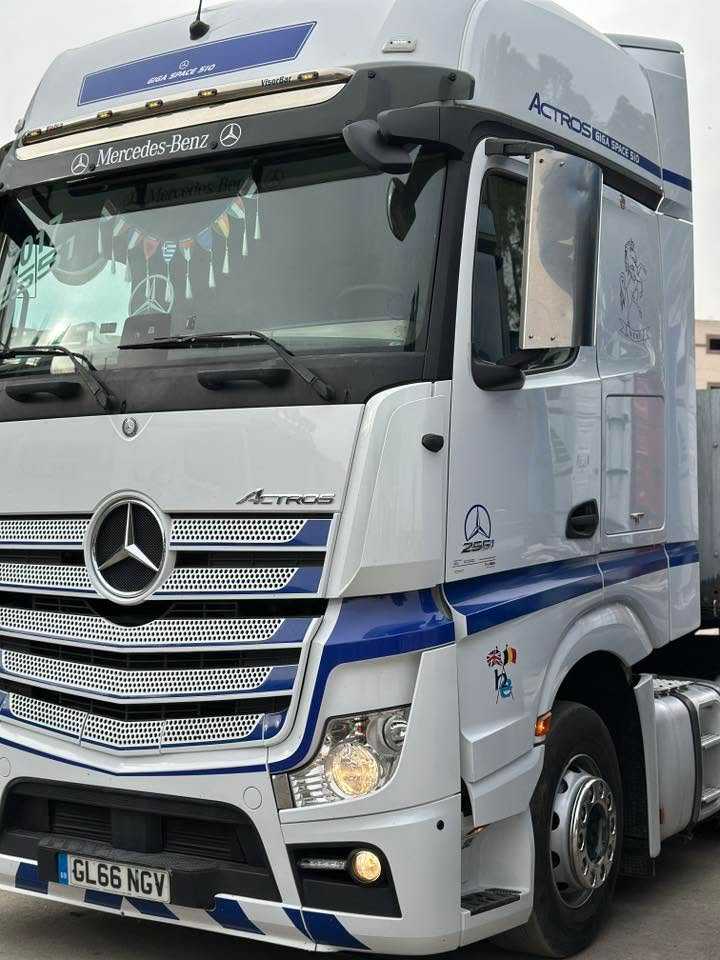 Tractor Unit Mercedes Benz 2017
