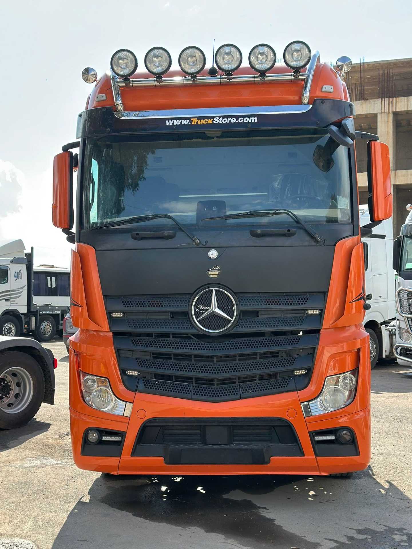 Tractor Unit Mercedes Benz 2016