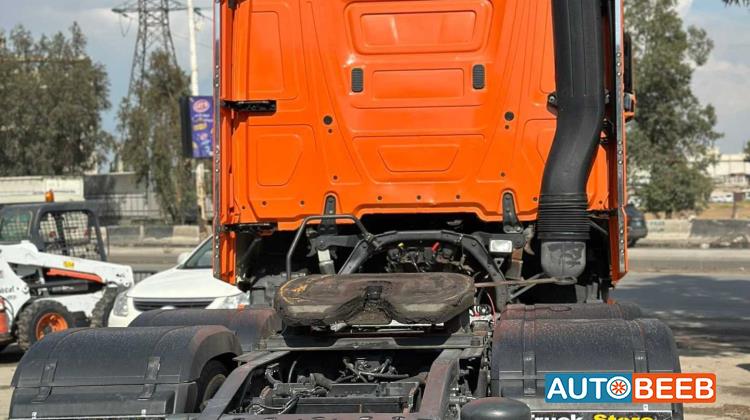 Tractor Unit Mercedes Benz 2016