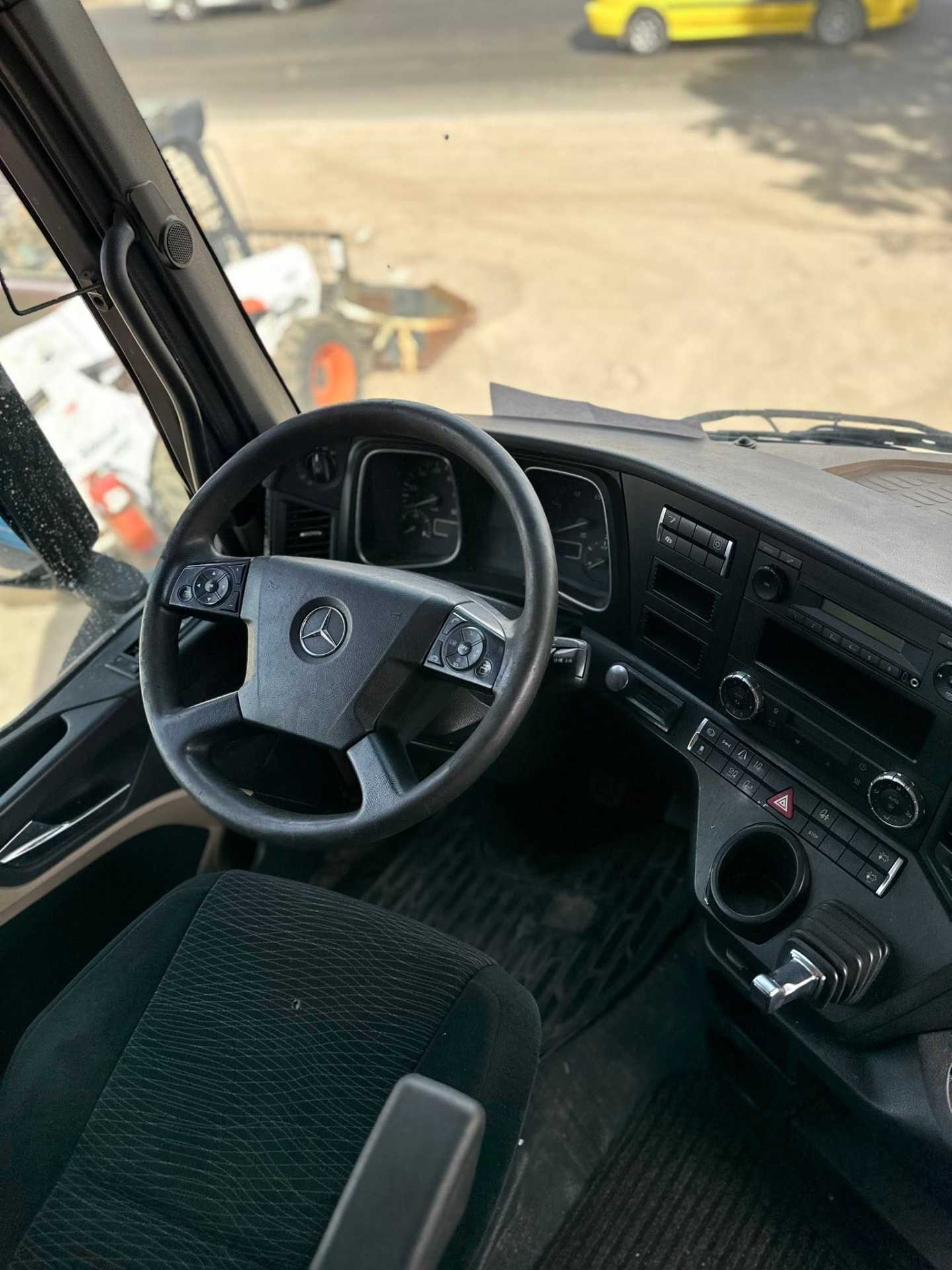 Tractor Unit Mercedes Benz 2017
