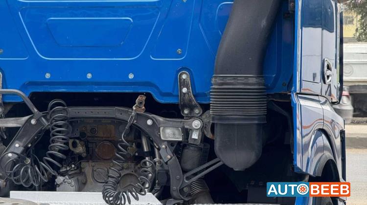 Tractor Unit Mercedes Benz 2016