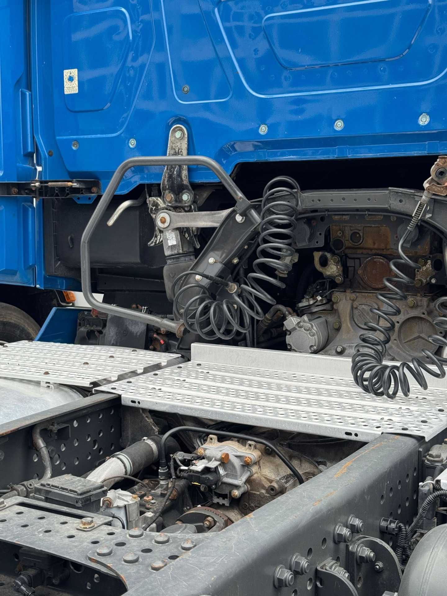 Tractor Unit Mercedes Benz 2016
