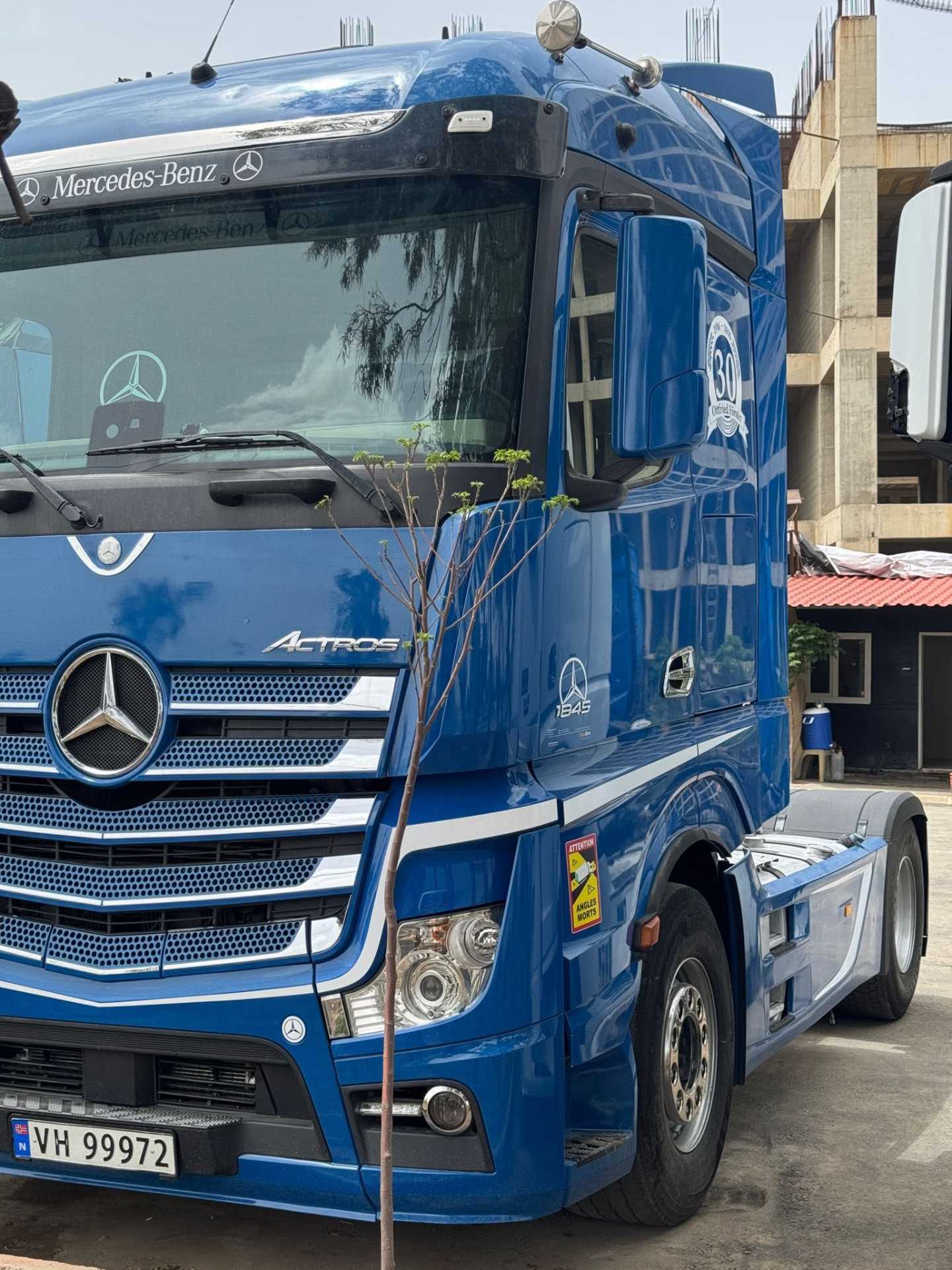 Tractor Unit Mercedes Benz 2016
