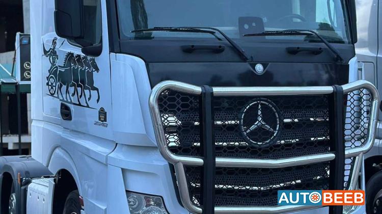 Tractor Unit Mercedes Benz 2018