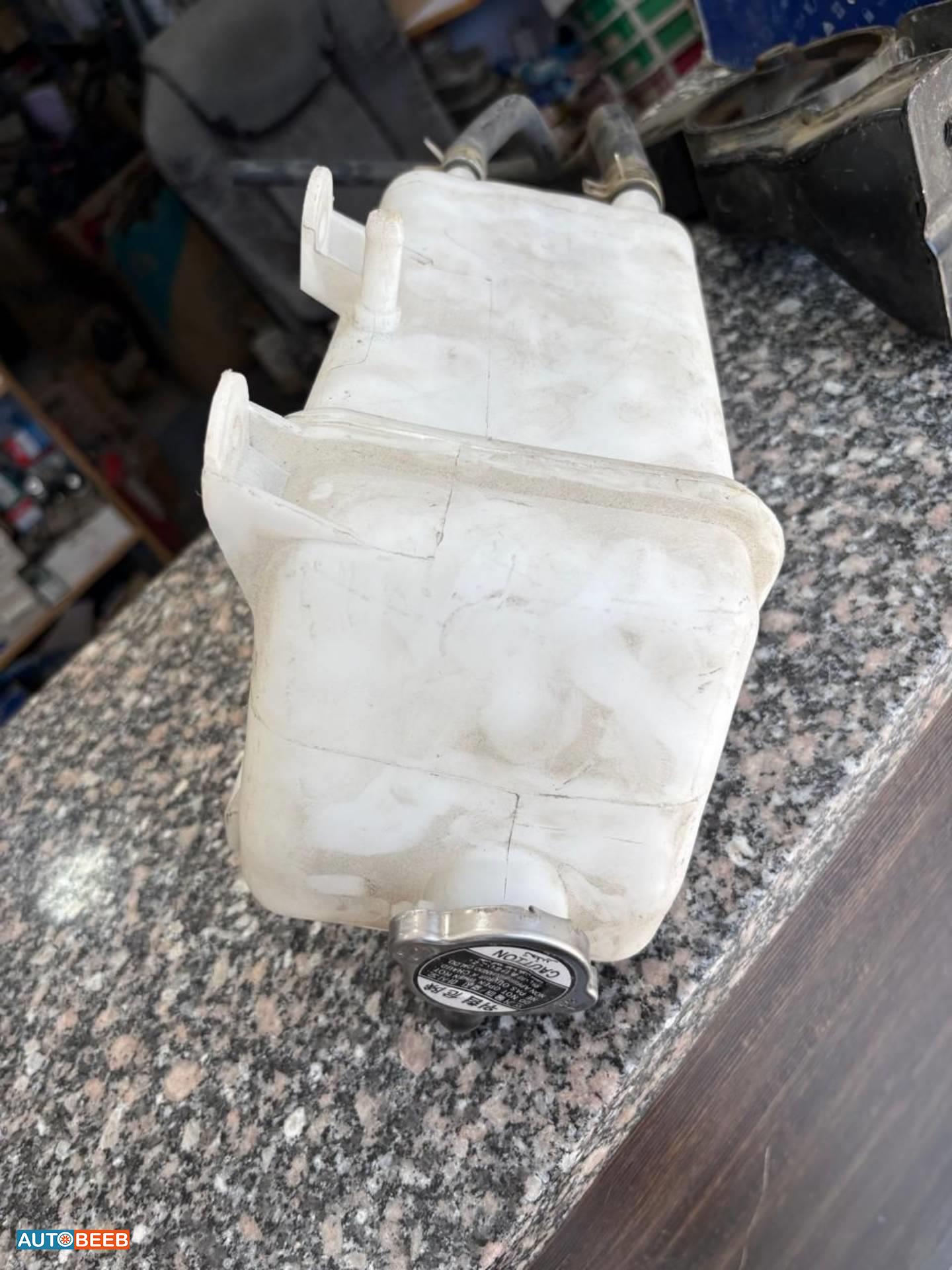 مطرة راجع هيونداي اتش1 ستاركس 2002 2003 2004