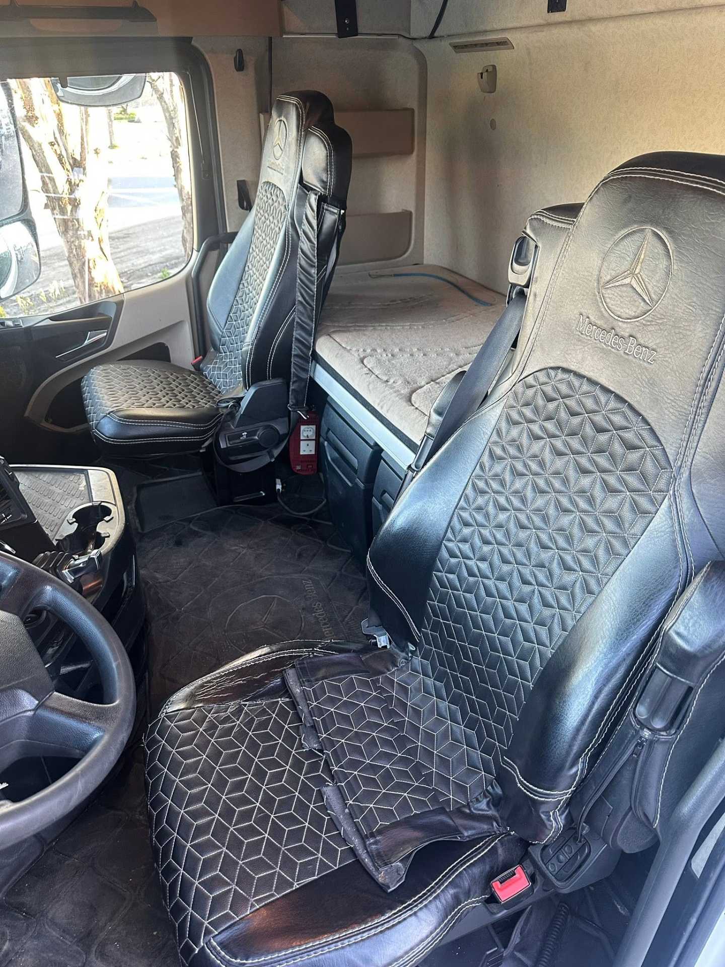 Tractor Unit Mercedes Benz 2019