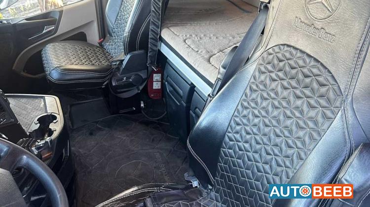 Tractor Unit Mercedes Benz 2019