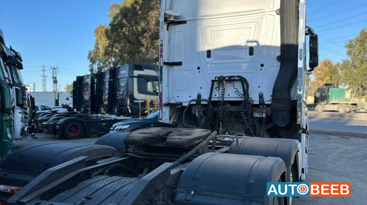 Tractor Unit Mercedes Benz 2019