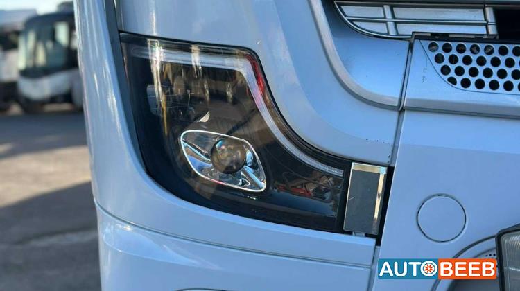 Tractor Unit Mercedes Benz 2019