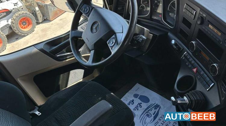 Tractor Unit Mercedes Benz 2017