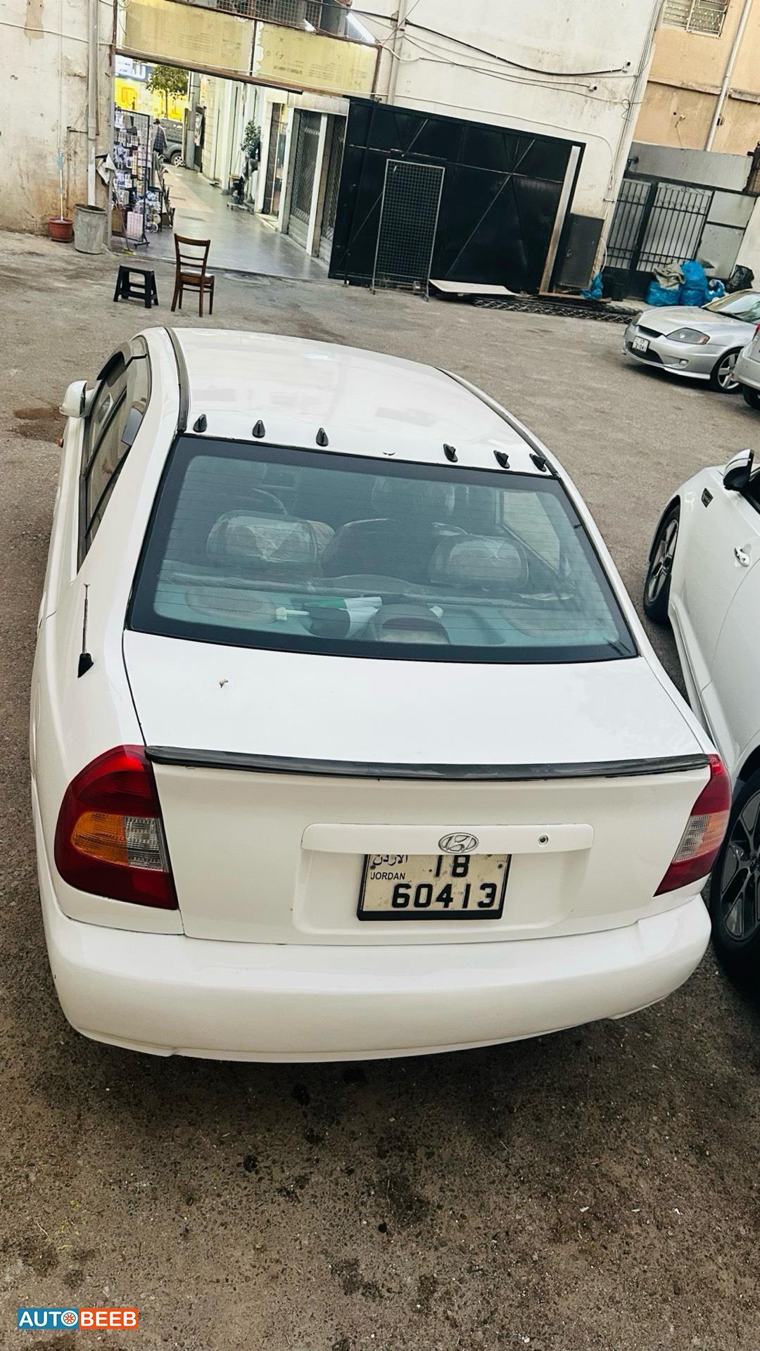 Hyundai Verna 2000