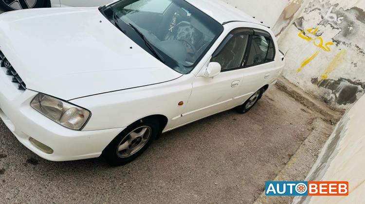 Hyundai Verna 2000