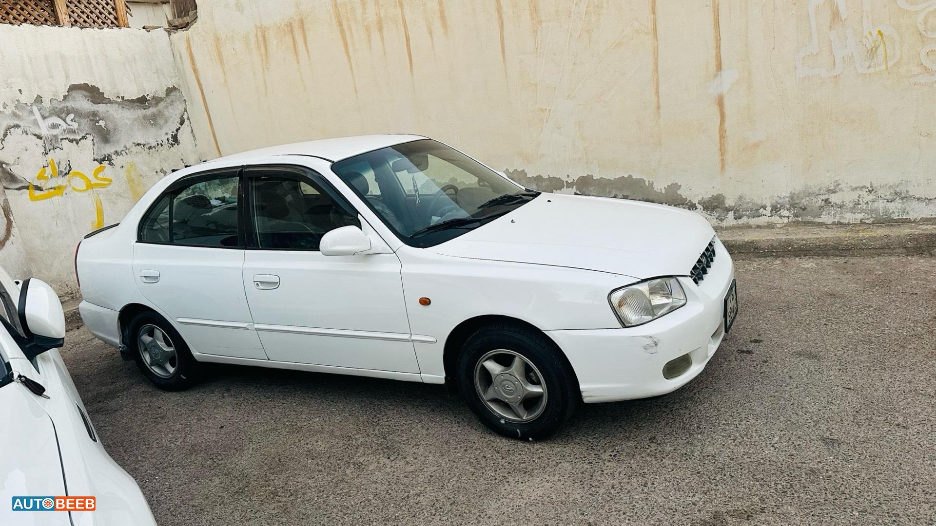 Hyundai Verna 2000