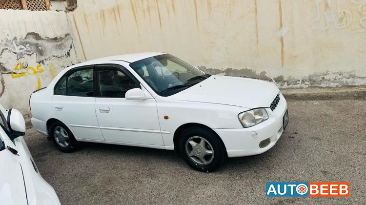 Hyundai Verna 2000
