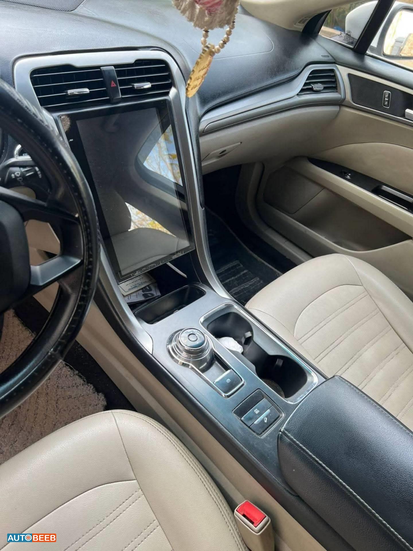 Ford Fusion 2017