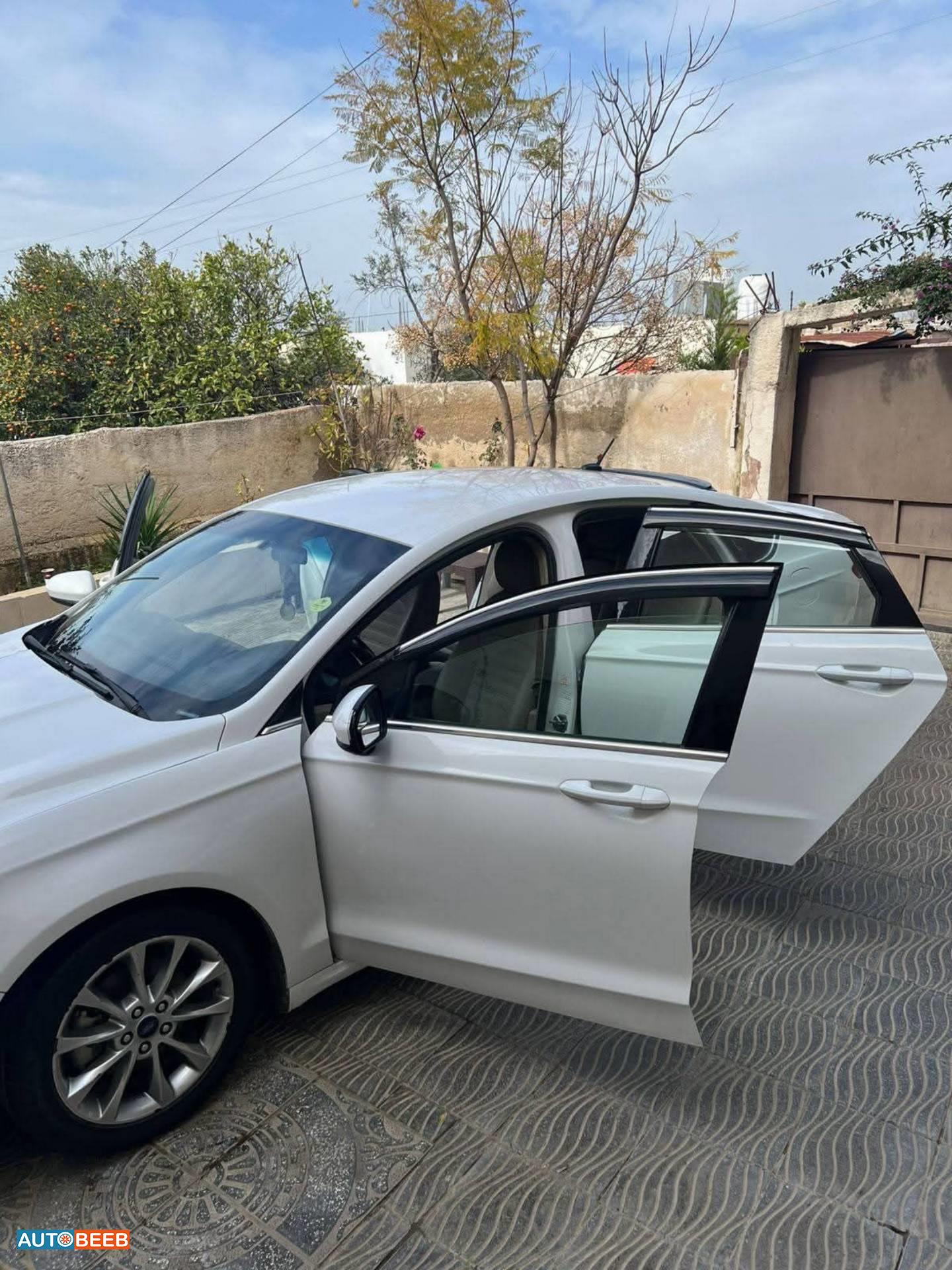 Ford Fusion 2017