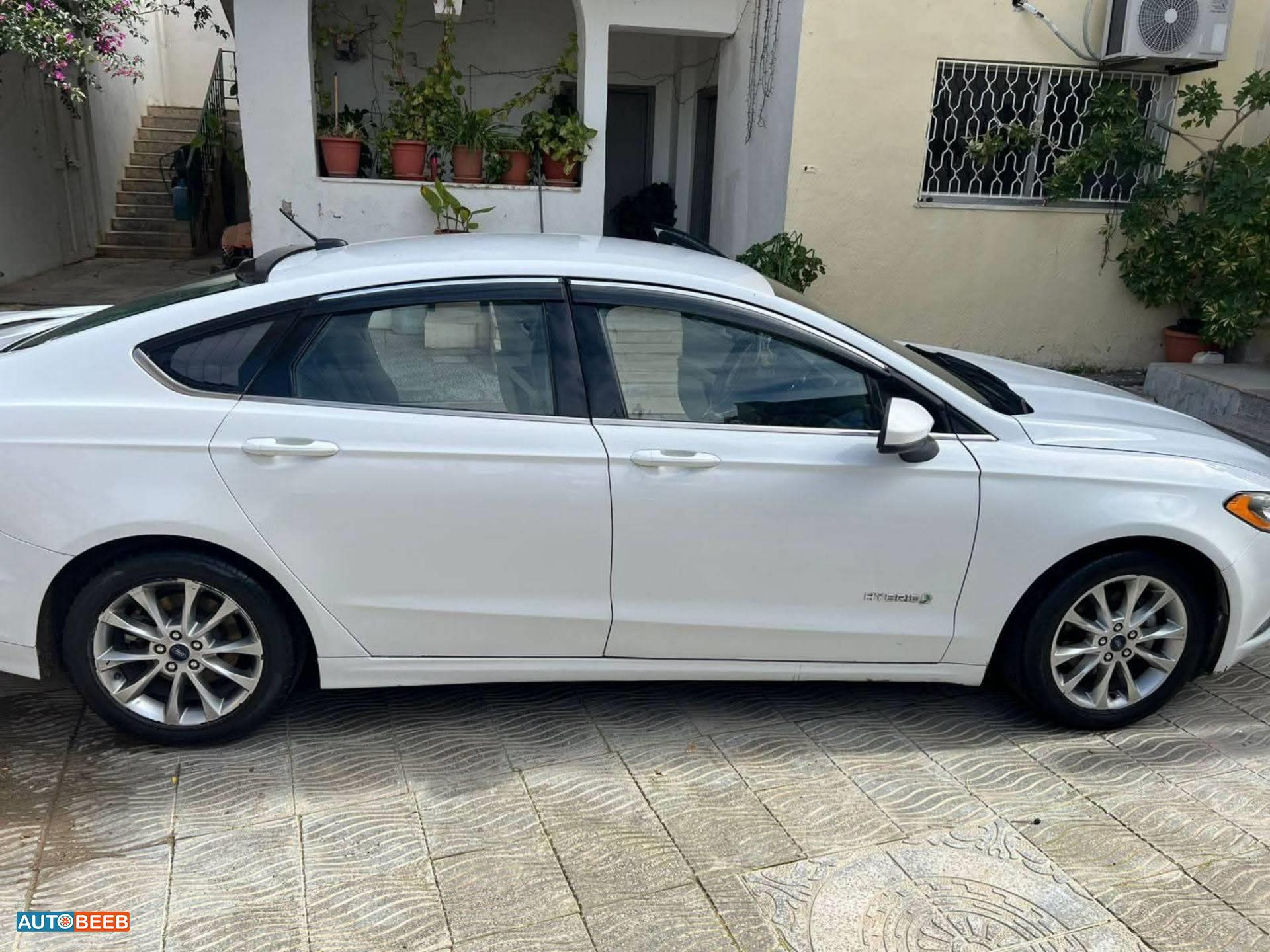 Ford Fusion 2017