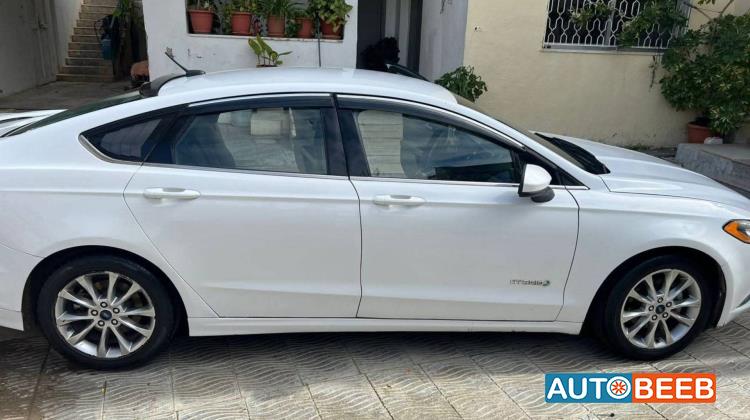 Ford Fusion 2017